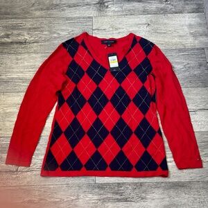Tommy Hilfiger Women's Red and Blue Argyle V-Neck Sweater